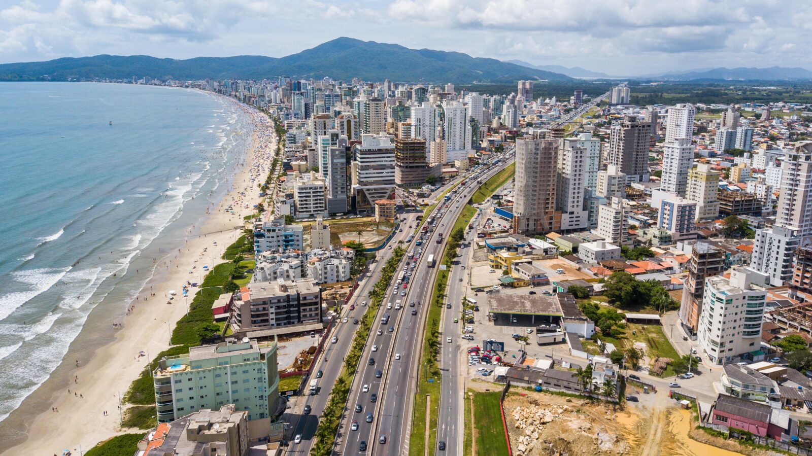 PIB de Santa Catarina cresce 3,8 e alcança R 323,26 bilhões Economia SC