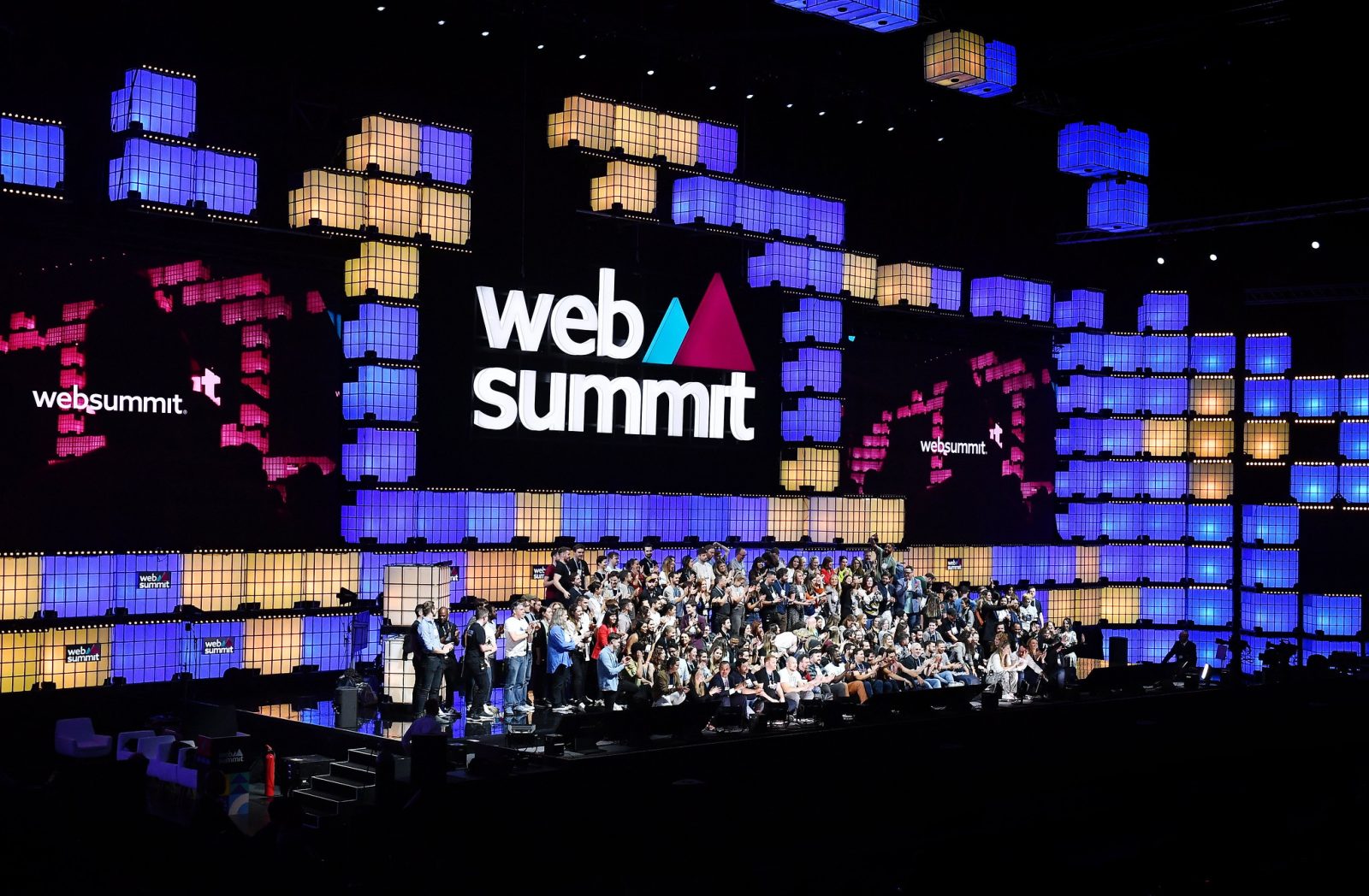 Primeira edição do Web Summit no Brasil esgota ingressos Economia SC