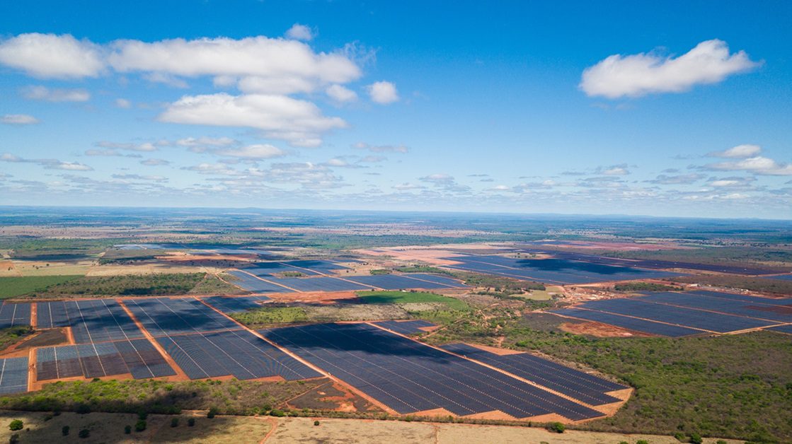 Complexo Solar Janaúba, em Minas Gerais (Imagem - Elera Renováveis_Divulgação)