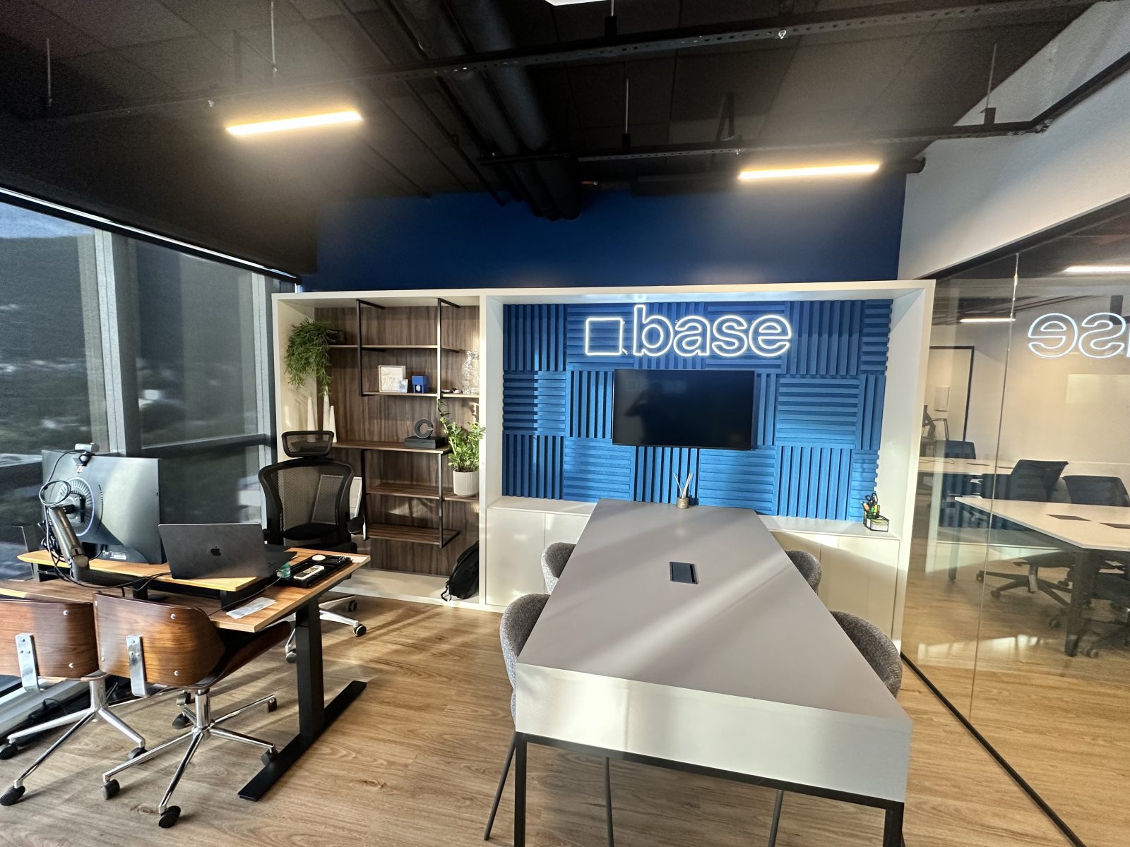 Base lança hub para impulsionar inovação cripto