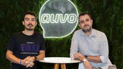 Valmir Caixeta e Gabriel Rodrigues, fundadores da Auvo Tecnologia. Foto: divulgação.