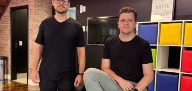 Anderson Fantini e Tiago Vailati, cofundadores da Loopia. Foto: divulgação