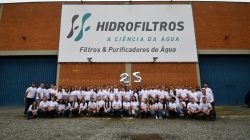 Foto da equipe tirada antes da pandemia. Crédito: divulgação