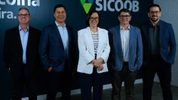 Presidência e diretoria Sicoob MaxiCrédito. Foto: divulgação
