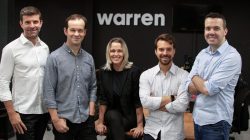 Sócios da Warren. Foto tirada antes da pandemia.