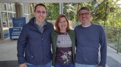 Jonathan Medeiros (diretor de operações), Natércia Dutra (diretora de talentos) e Cacio Packer (CEO). Foto: divulgação.