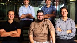 Marcelo Cruz (COO), Atílio Borges (CFO), Rodrigo Della Rocca (CEO), Rafael Costa (CTO) e Igor Sempre Bom (CXO). Foto: divulgação
