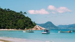 ilha-do-campeche-florianopolis-capa2019-01-820x430