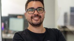 Matheus Marcolongo, gerente de marketing de Zoho Desk. Foto: divulgação.